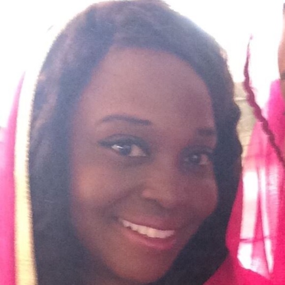 Meet your Posher, Khadija - Picture 1 of 1